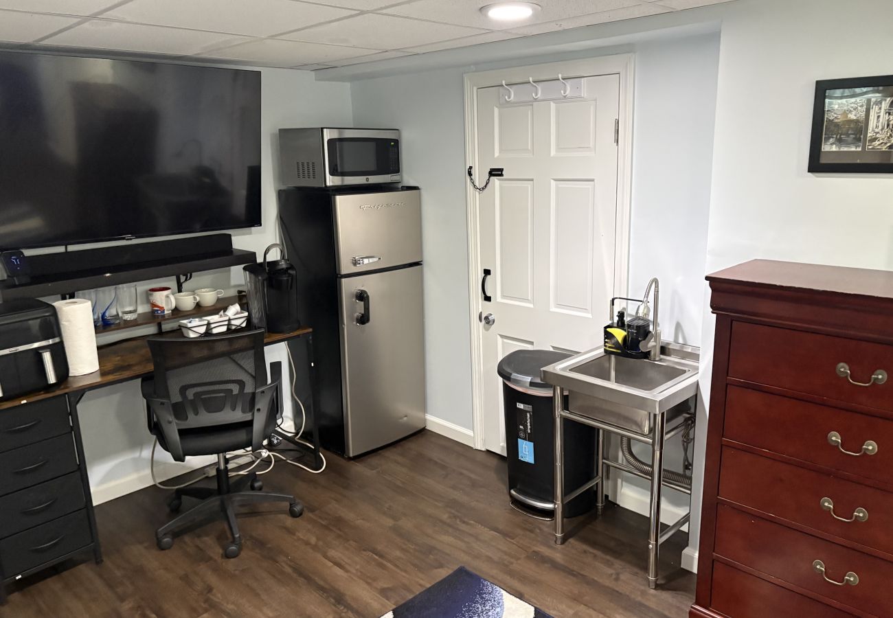 Studio in Providence - Hideaway Prívate Studio 