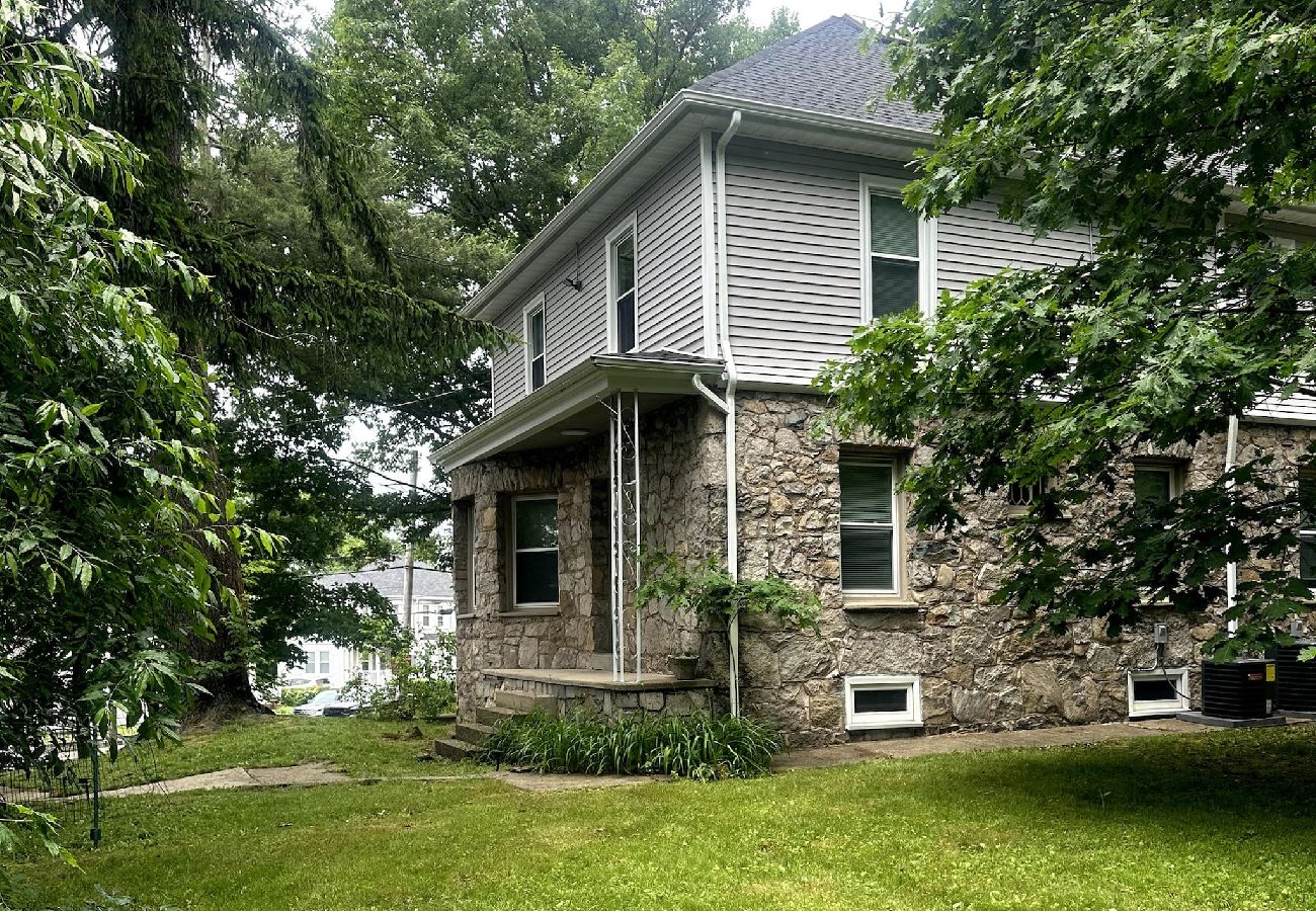 House in Providence - Ridgeway Avenue Full Home