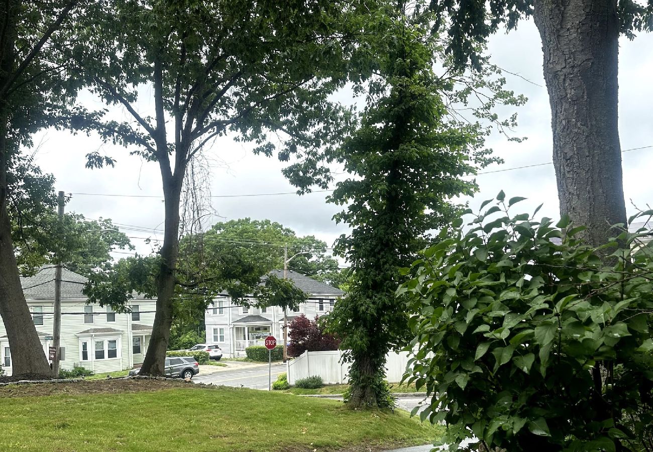 House in Providence - Ridgeway Avenue Full Home