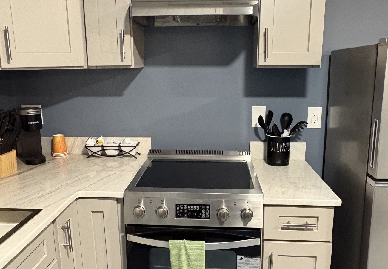 Studio in Providence - Lower Level Studio