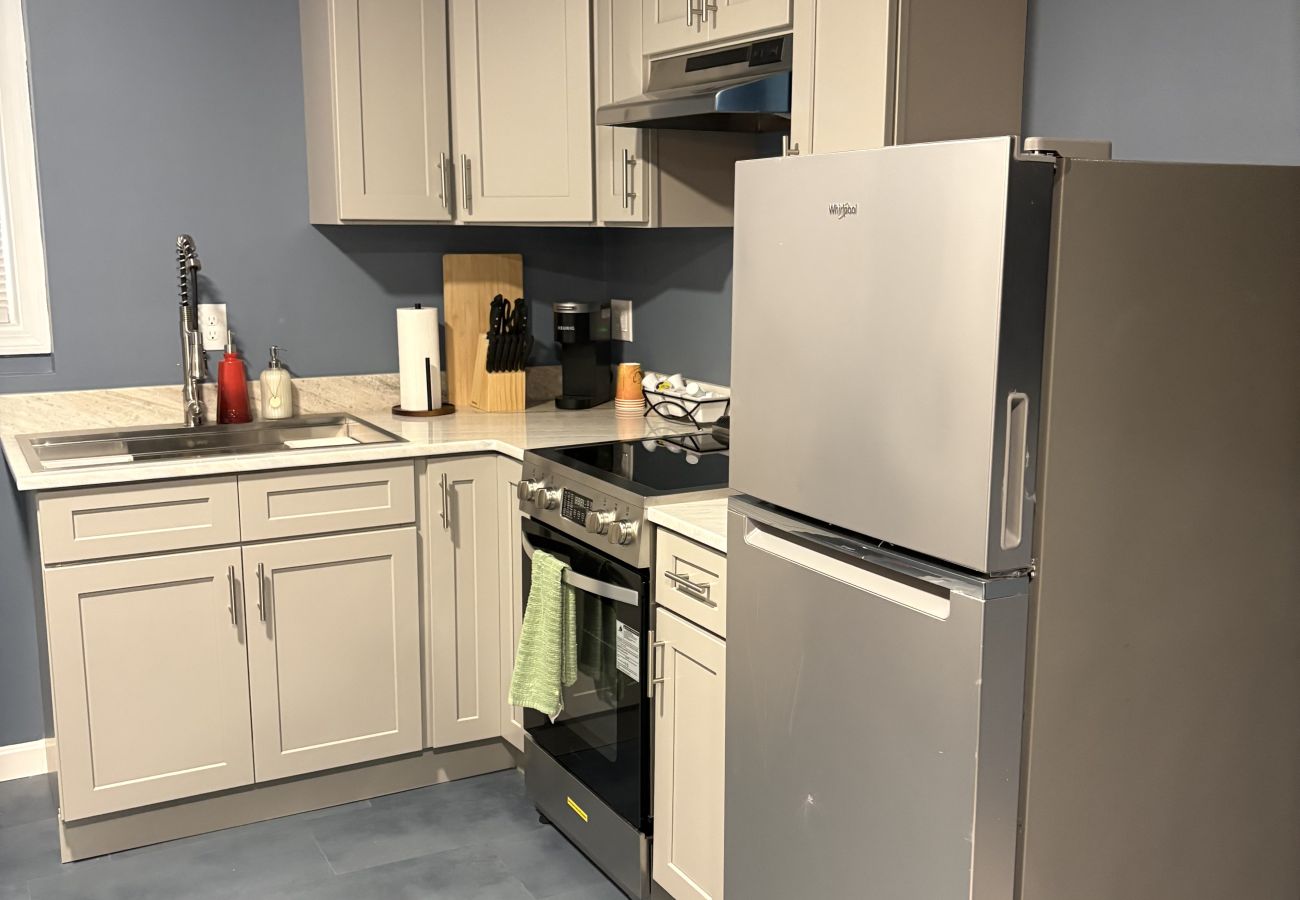 Studio in Providence - Lower Level Studio